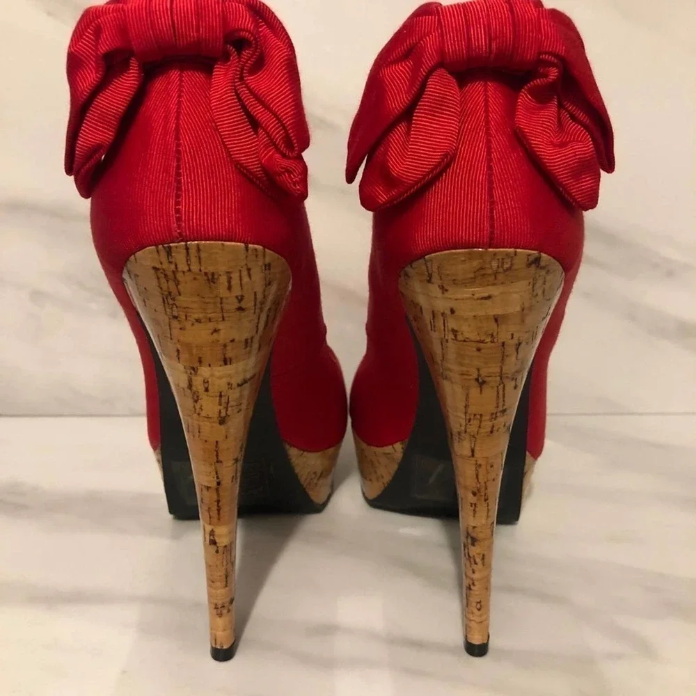 Bebe Stiletto High Heels Kahilia Ruby Red Size 8 Platform Cork Bow Formal